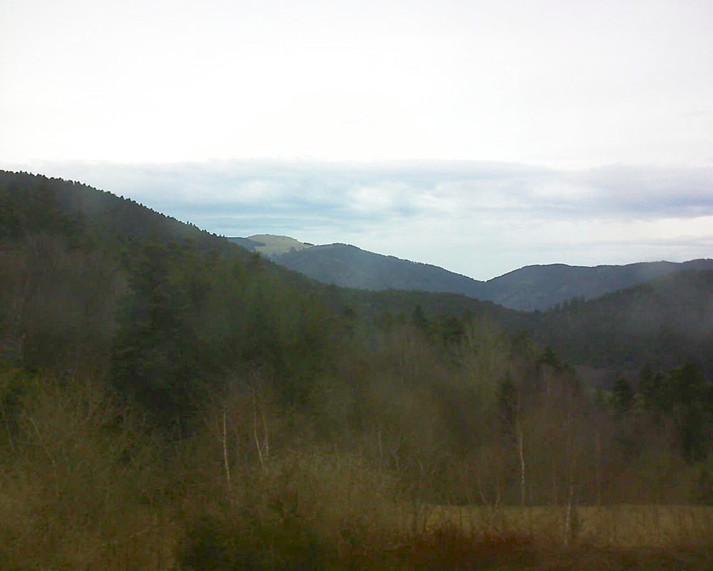 Le petit ballon vu depuis le Domaine Langmatt à Murbach le 02.04.2018 à 18:45 Le petit ballon (Alsace, Vosges) le 02.04.2018 à 18:45