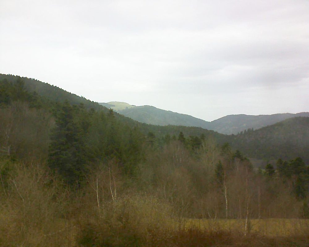 Le petit ballon vu depuis le Domaine Langmatt à Murbach le 03.04.2018 à 15:00 Le petit ballon (Alsace, Vosges) le 03.04.2018 à 15:00