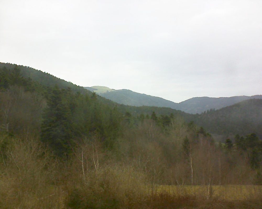 Le petit ballon vu depuis le Domaine Langmatt à Murbach le 03.04.2018 à 17:00 Le petit ballon (Alsace, Vosges) le 03.04.2018 à 17:00