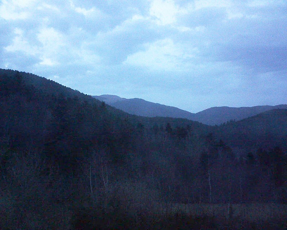 Le petit ballon vu depuis le Domaine Langmatt à Murbach le 03.04.2018 à 20:15 Le petit ballon (Alsace, Vosges) le 03.04.2018 à 20:15
