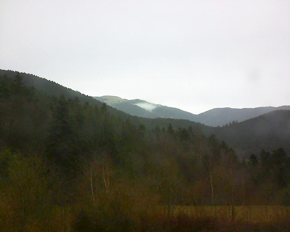 Le petit ballon vu depuis le Domaine Langmatt à Murbach le 04.04.2018 à 15:00 Le petit ballon (Alsace, Vosges) le 04.04.2018 à 15:00