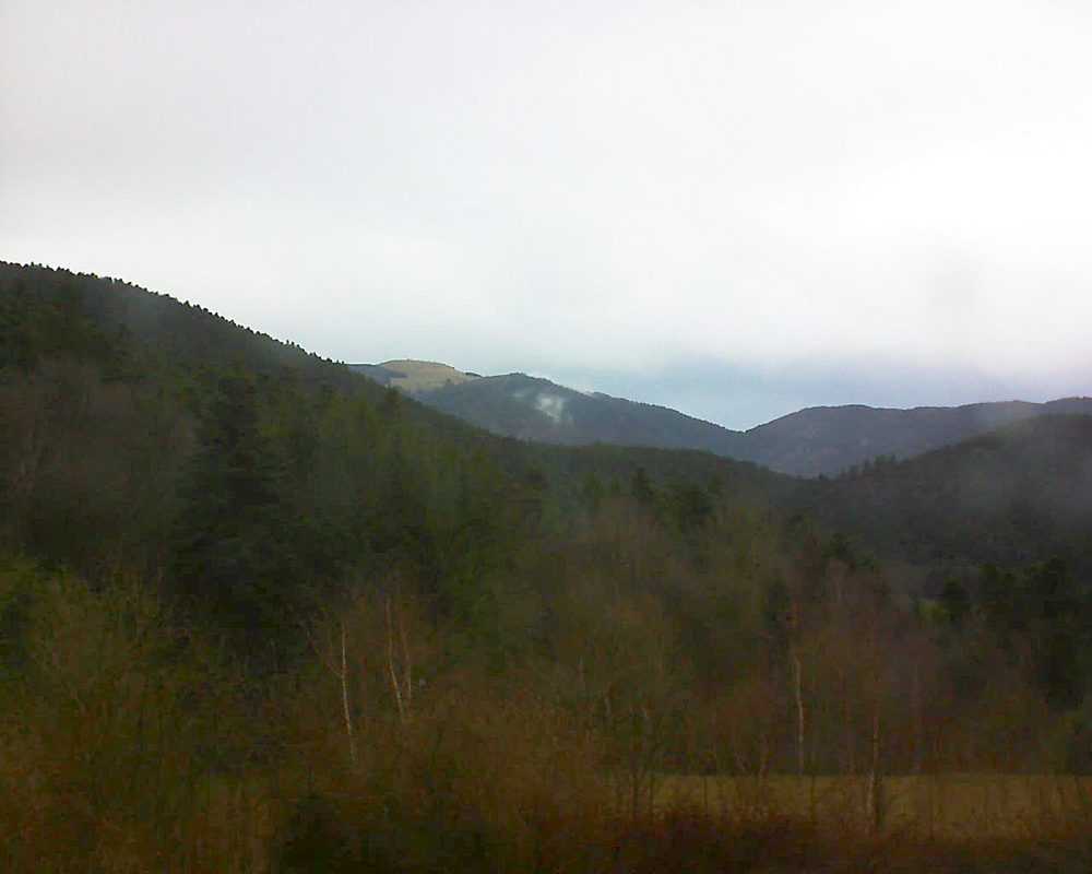 Le petit ballon vu depuis le Domaine Langmatt à Murbach le 04.04.2018 à 15:15 Le petit ballon (Alsace, Vosges) le 04.04.2018 à 15:15