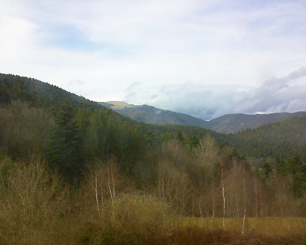 Le petit ballon vu depuis le Domaine Langmatt à Murbach le 04.04.2018 à 17:15 Le petit ballon (Alsace, Vosges) le 04.04.2018 à 17:15