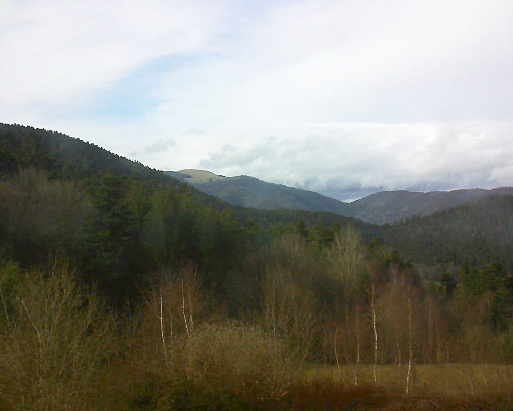 Le petit ballon vu depuis le Domaine Langmatt à Murbach le 04.04.2018 à 17:30 Le petit ballon (Alsace, Vosges) le 04.04.2018 à 17:30