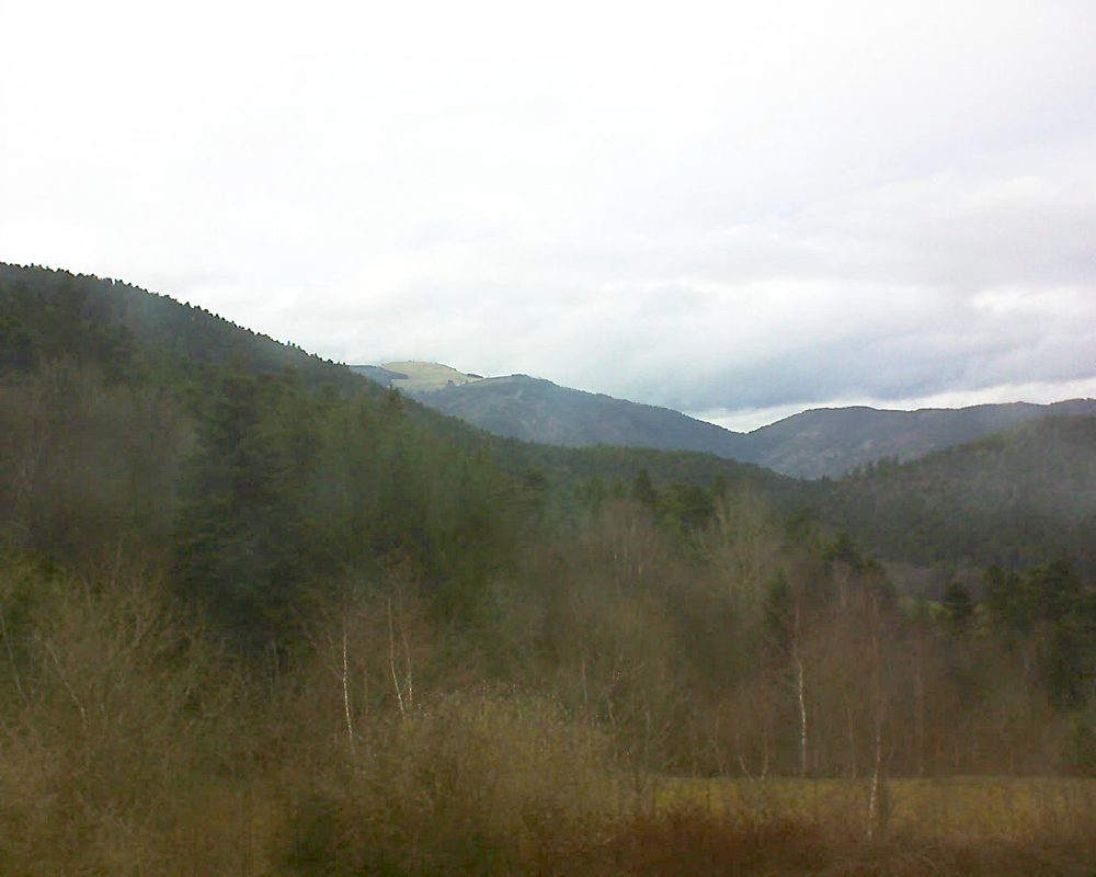 Le petit ballon vu depuis le Domaine Langmatt à Murbach le 04.04.2018 à 18:15 Le petit ballon (Alsace, Vosges) le 04.04.2018 à 18:15