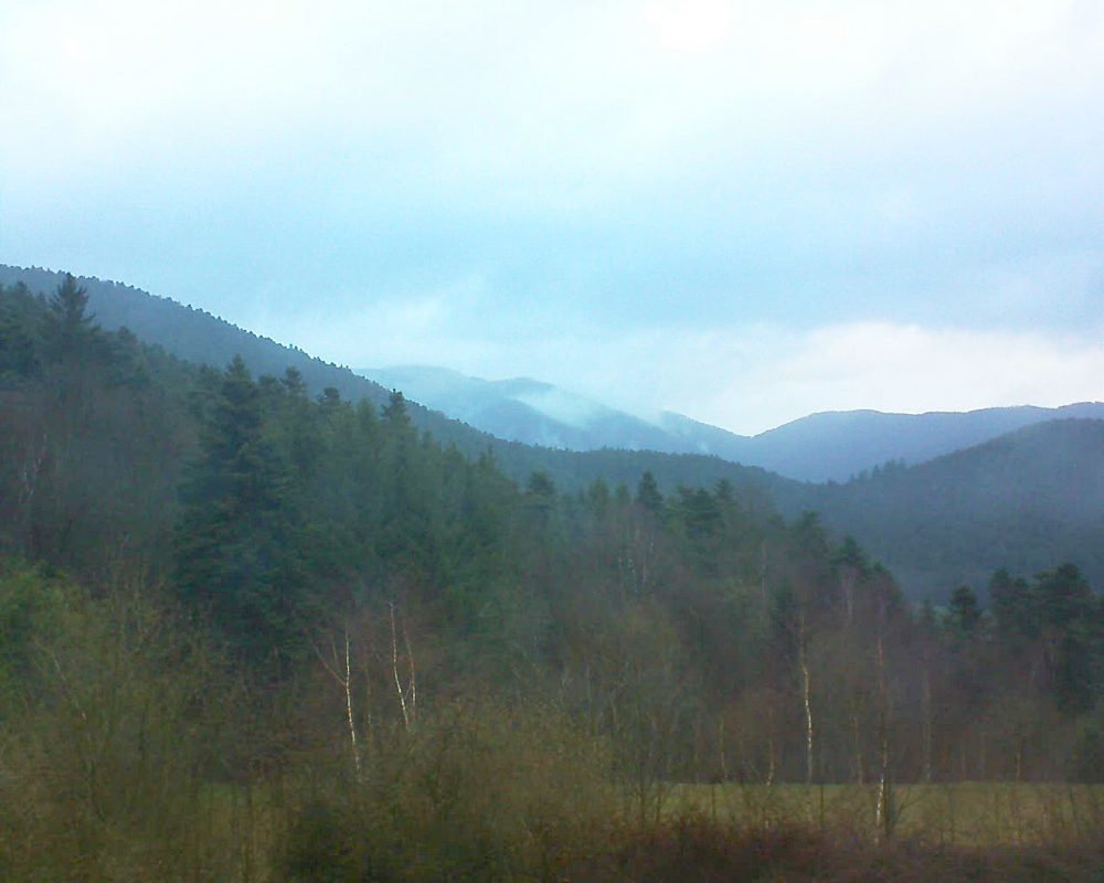 Le petit ballon vu depuis le Domaine Langmatt à Murbach le 05.04.2018 à 07:30 Le petit ballon (Alsace, Vosges) le 05.04.2018 à 07:30