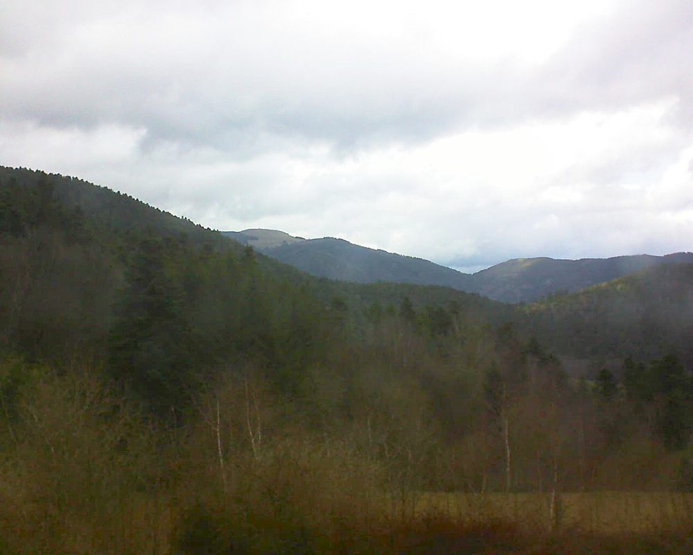 Le petit ballon vu depuis le Domaine Langmatt à Murbach le 05.04.2018 à 16:00 Le petit ballon (Alsace, Vosges) le 05.04.2018 à 16:00