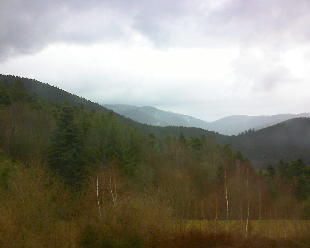 Le petit ballon vu depuis le Domaine Langmatt à Murbach le 05.04.2018 à 17:15 Le petit ballon (Alsace, Vosges) le 05.04.2018 à 17:15