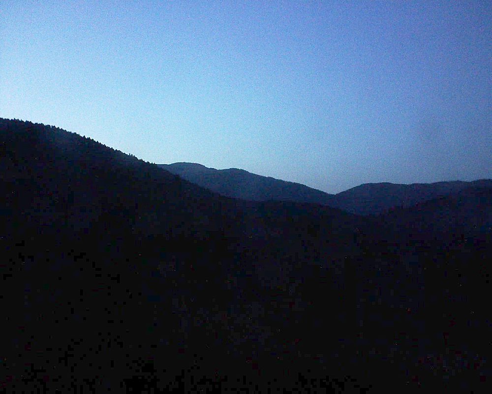 Le petit ballon vu depuis le Domaine Langmatt à Murbach le 06.04.2018 à 20:30 Le petit ballon (Alsace, Vosges) le 06.04.2018 à 20:30