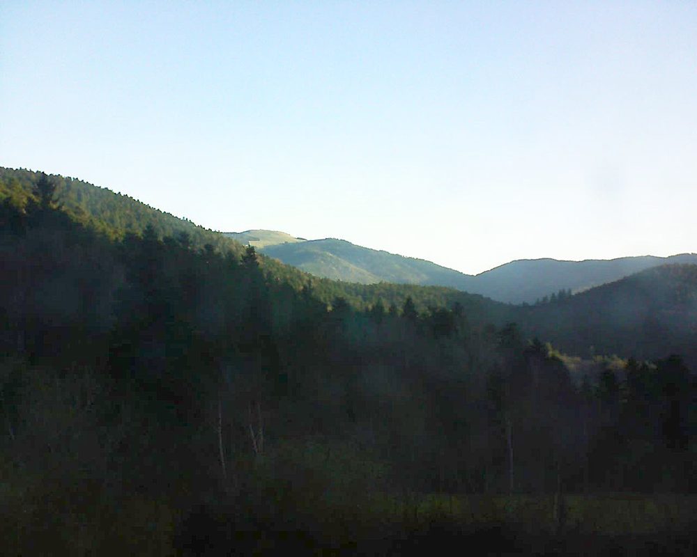 Le petit ballon vu depuis le Domaine Langmatt à Murbach le 07.04.2018 à 07:45 Le petit ballon (Alsace, Vosges) le 07.04.2018 à 07:45