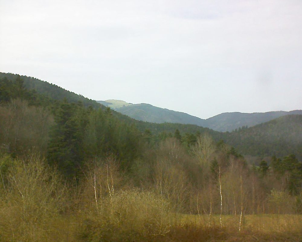 Le petit ballon vu depuis le Domaine Langmatt à Murbach le 08.04.2018 à 17:15 Le petit ballon (Alsace, Vosges) le 08.04.2018 à 17:15