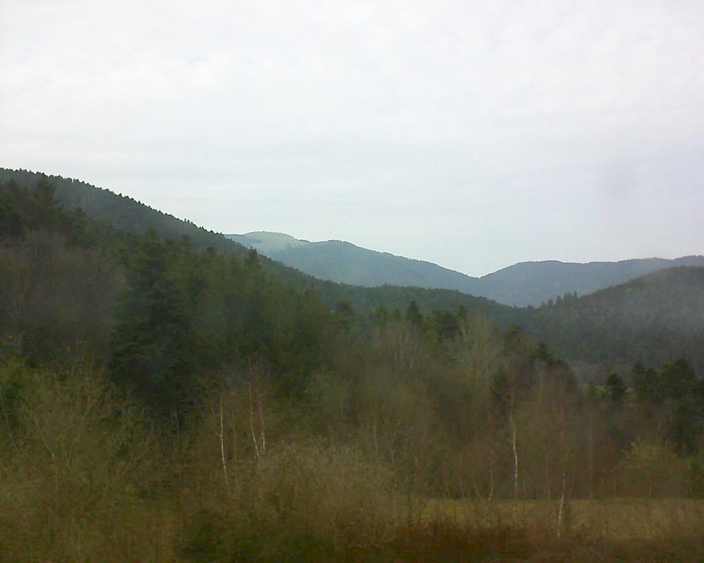 Le petit ballon vu depuis le Domaine Langmatt à Murbach le 08.04.2018 à 18:30 Le petit ballon (Alsace, Vosges) le 08.04.2018 à 18:30