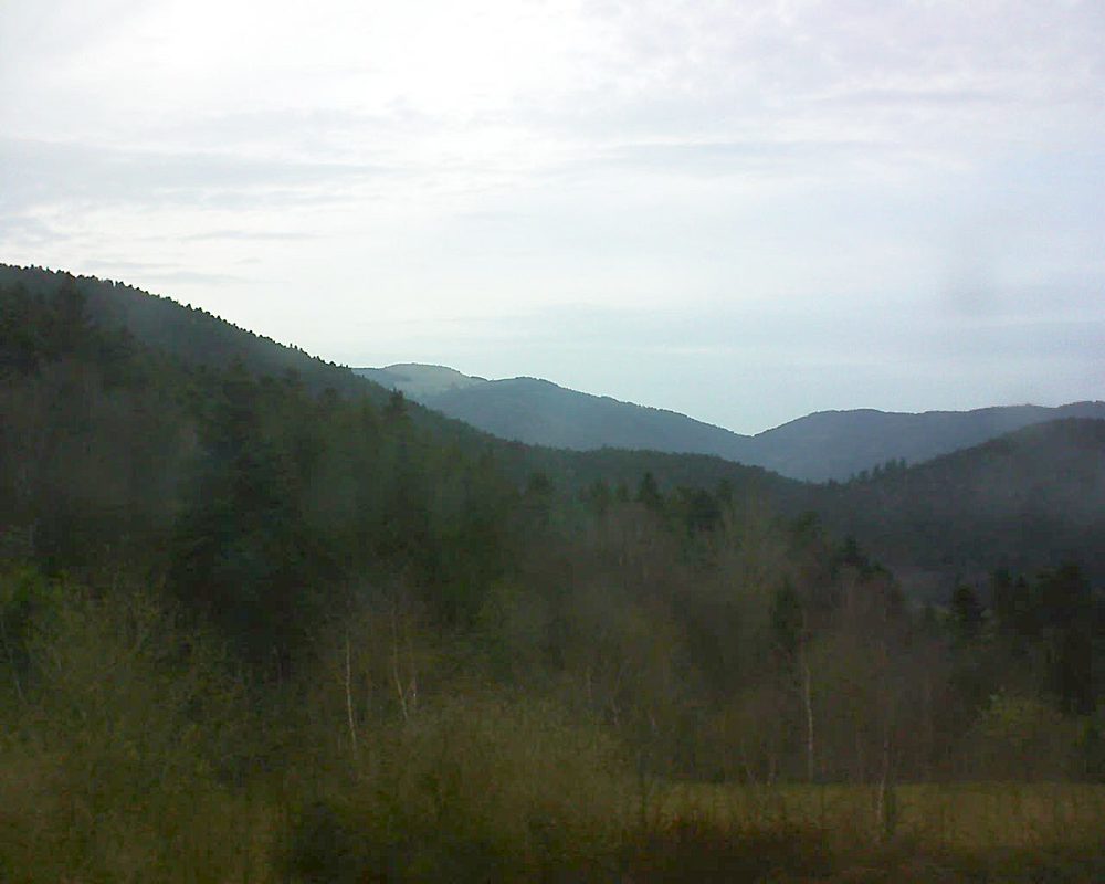 Le petit ballon vu depuis le Domaine Langmatt à Murbach le 08.04.2018 à 19:30 Le petit ballon (Alsace, Vosges) le 08.04.2018 à 19:30