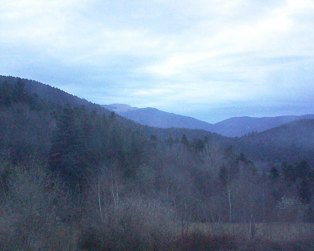 Le petit ballon vu depuis le Domaine Langmatt à Murbach le 10.04.2018 à 06:45 Le petit ballon (Alsace, Vosges) le 10.04.2018 à 06:45