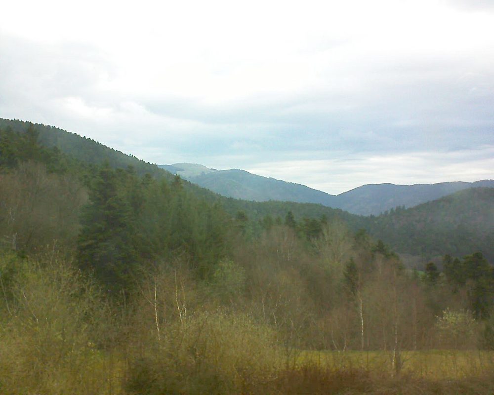 Le petit ballon vu depuis le Domaine Langmatt à Murbach le 10.04.2018 à 09:30 Le petit ballon (Alsace, Vosges) le 10.04.2018 à 09:30