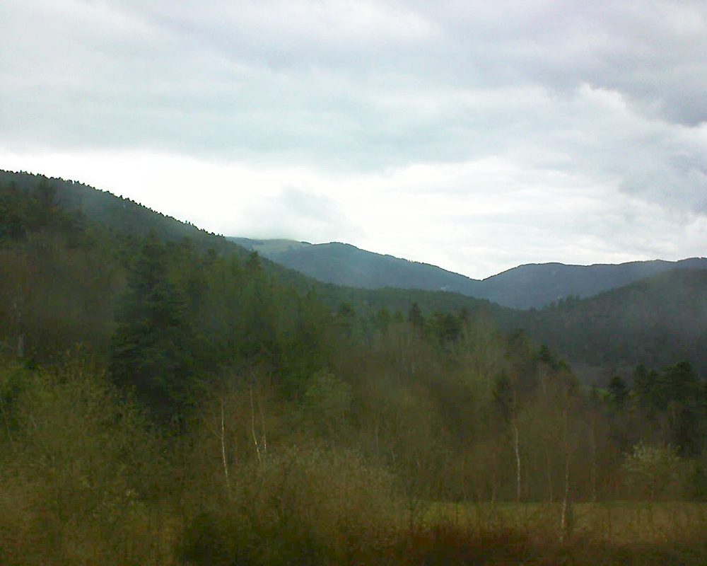 Le petit ballon vu depuis le Domaine Langmatt à Murbach le 10.04.2018 à 11:30 Le petit ballon (Alsace, Vosges) le 10.04.2018 à 11:30