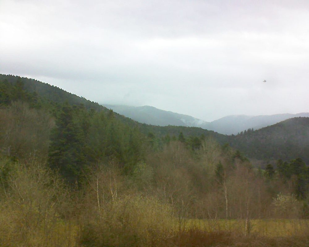 Le petit ballon vu depuis le Domaine Langmatt à Murbach le 10.04.2018 à 13:30 Le petit ballon (Alsace, Vosges) le 10.04.2018 à 13:30