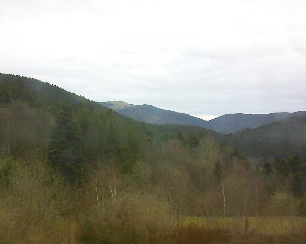 Le petit ballon vu depuis le Domaine Langmatt à Murbach le 10.04.2018 à 16:30 Le petit ballon (Alsace, Vosges) le 10.04.2018 à 16:30