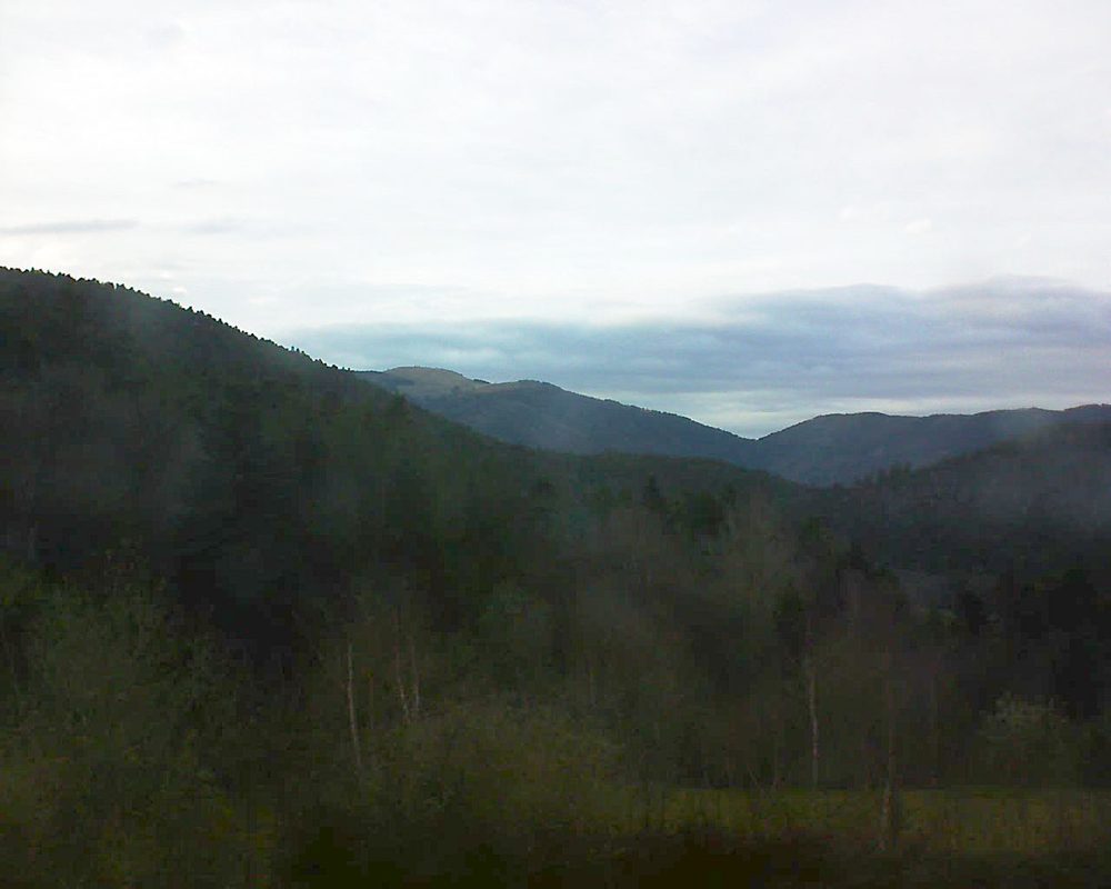 Le petit ballon vu depuis le Domaine Langmatt à Murbach le 10.04.2018 à 19:15 Le petit ballon (Alsace, Vosges) le 10.04.2018 à 19:15