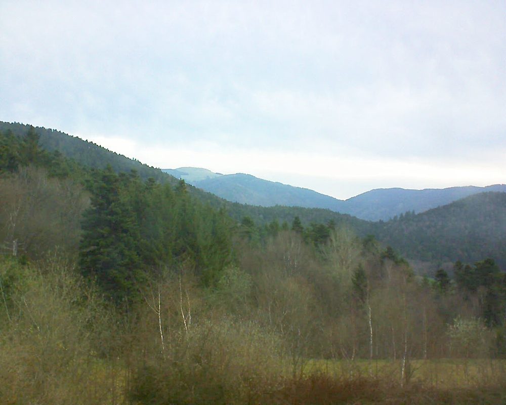 Le petit ballon vu depuis le Domaine Langmatt à Murbach le 12.04.2018 à 07:30 Le petit ballon (Alsace, Vosges) le 12.04.2018 à 07:30