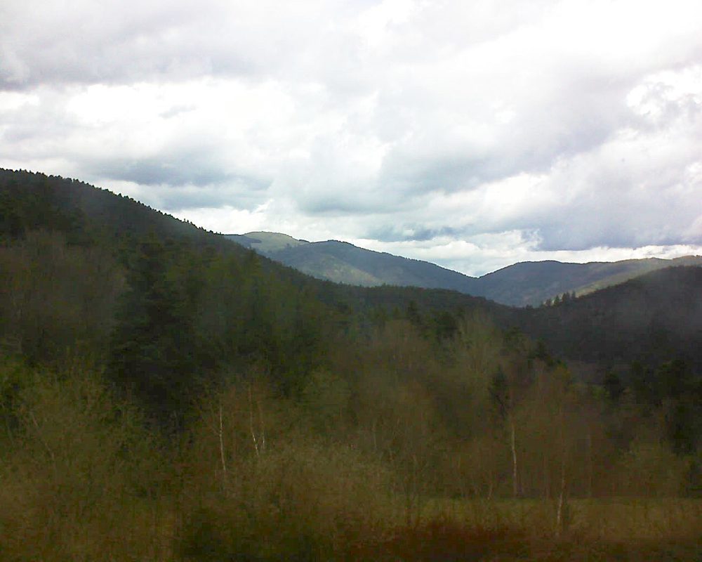 Le petit ballon vu depuis le Domaine Langmatt à Murbach le 13.04.2018 à 15:00 Le petit ballon (Alsace, Vosges) le 13.04.2018 à 15:00