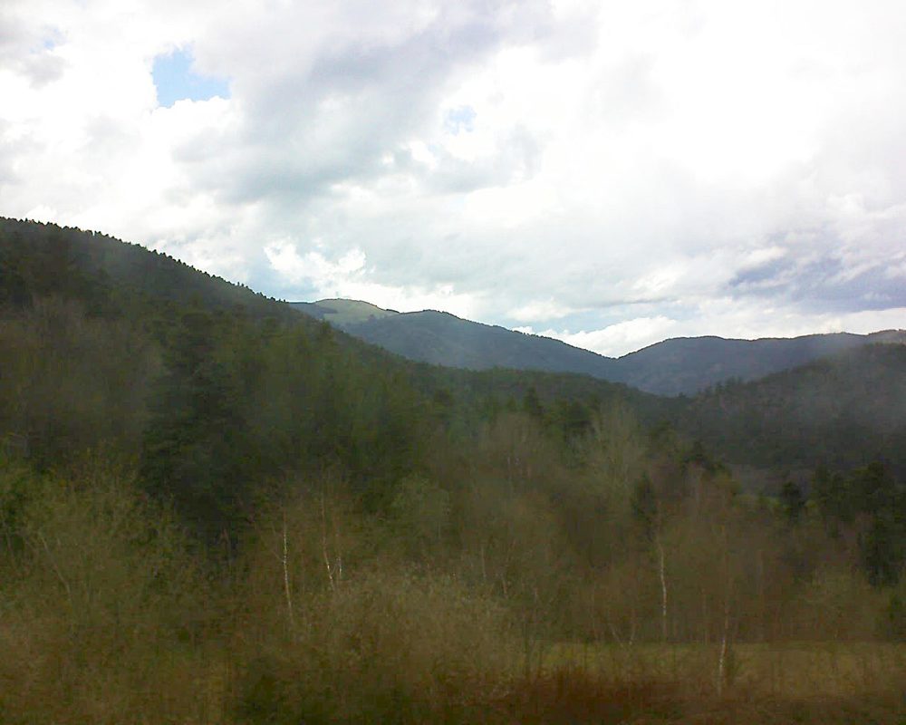 Le petit ballon vu depuis le Domaine Langmatt à Murbach le 13.04.2018 à 17:00 Le petit ballon (Alsace, Vosges) le 13.04.2018 à 17:00