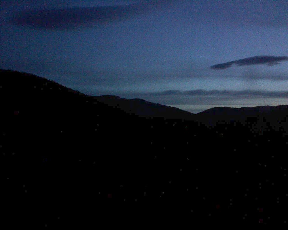 Le petit ballon vu depuis le Domaine Langmatt à Murbach le 14.04.2018 à 06:15 Le petit ballon (Alsace, Vosges) le 14.04.2018 à 06:15