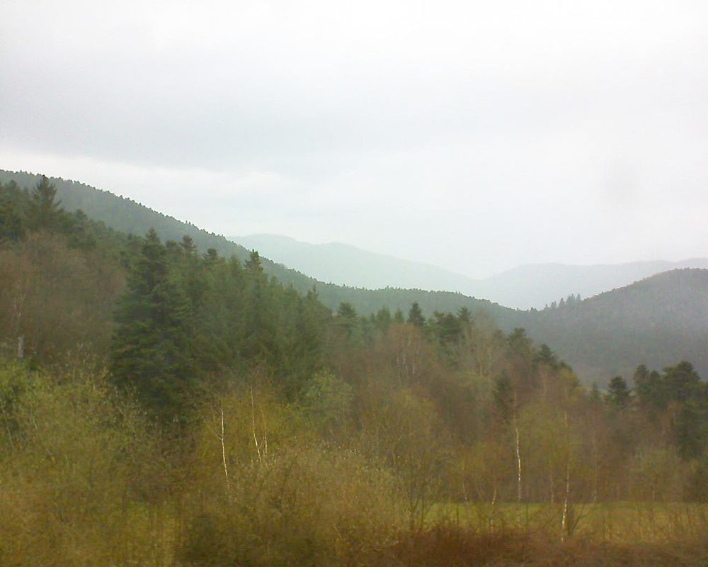 Le petit ballon vu depuis le Domaine Langmatt à Murbach le 15.04.2018 à 18:15 Le petit ballon (Alsace, Vosges) le 15.04.2018 à 18:15