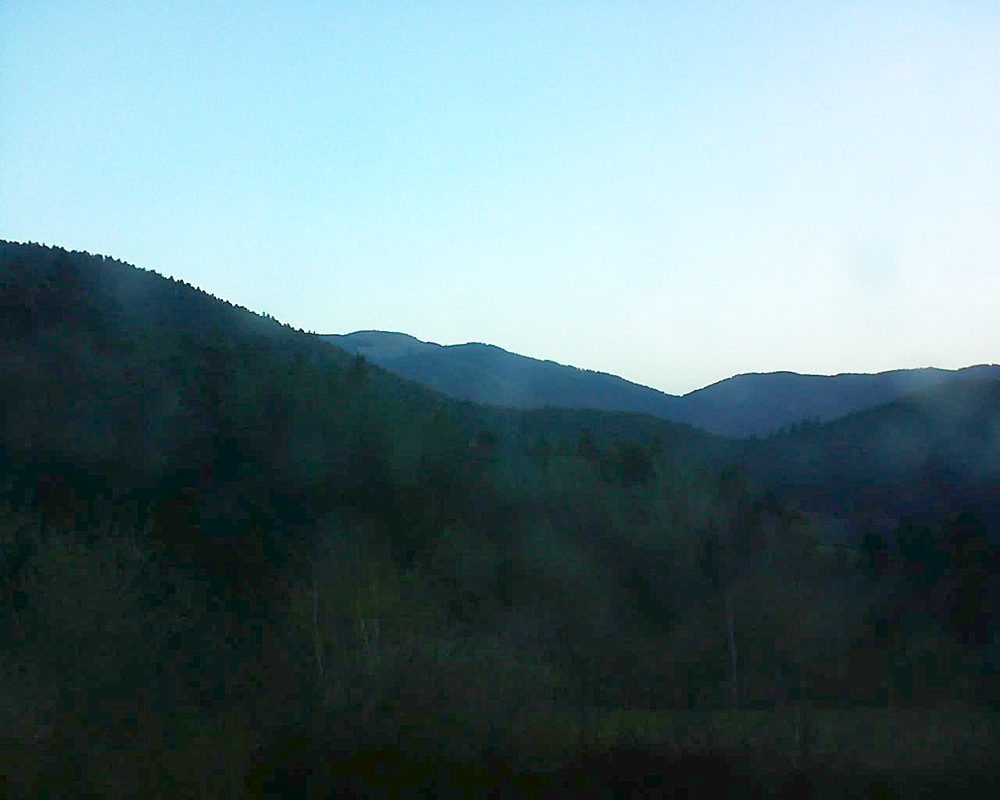 Le petit ballon vu depuis le Domaine Langmatt à Murbach le 16.04.2018 à 06:45 Le petit ballon (Alsace, Vosges) le 16.04.2018 à 06:45