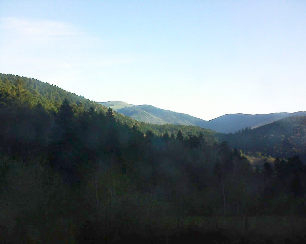 Le petit ballon vu depuis le Domaine Langmatt à Murbach le 16.04.2018 à 08:00 Le petit ballon (Alsace, Vosges) le 16.04.2018 à 08:00
