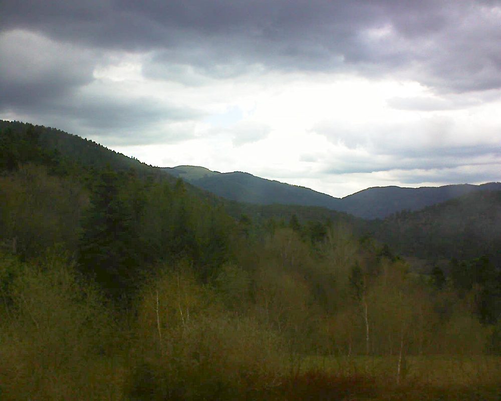 Le petit ballon vu depuis le Domaine Langmatt à Murbach le 16.04.2018 à 17:45 Le petit ballon (Alsace, Vosges) le 16.04.2018 à 17:45