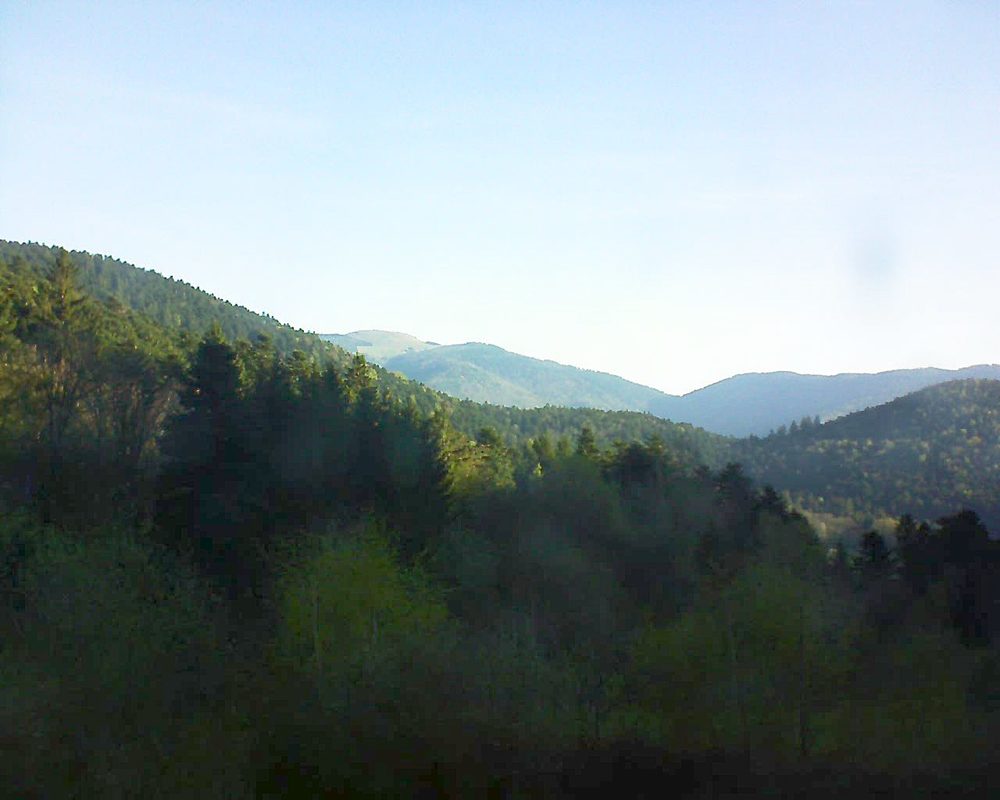 Le petit ballon vu depuis le Domaine Langmatt à Murbach le 19.04.2018 à 08:15 Le petit ballon (Alsace, Vosges) le 19.04.2018 à 08:15