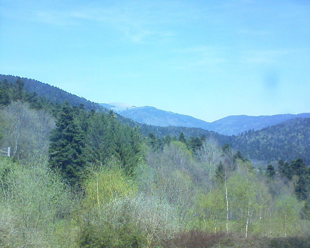 Le petit ballon vu depuis le Domaine Langmatt à Murbach le 19.04.2018 à 13:00 Le petit ballon (Alsace, Vosges) le 19.04.2018 à 13:00