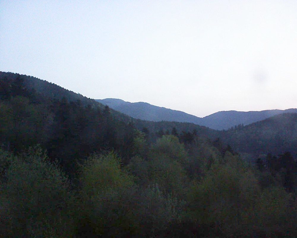 Le petit ballon vu depuis le Domaine Langmatt à Murbach le 22.04.2018 à 06:15 Le petit ballon (Alsace, Vosges) le 22.04.2018 à 06:15