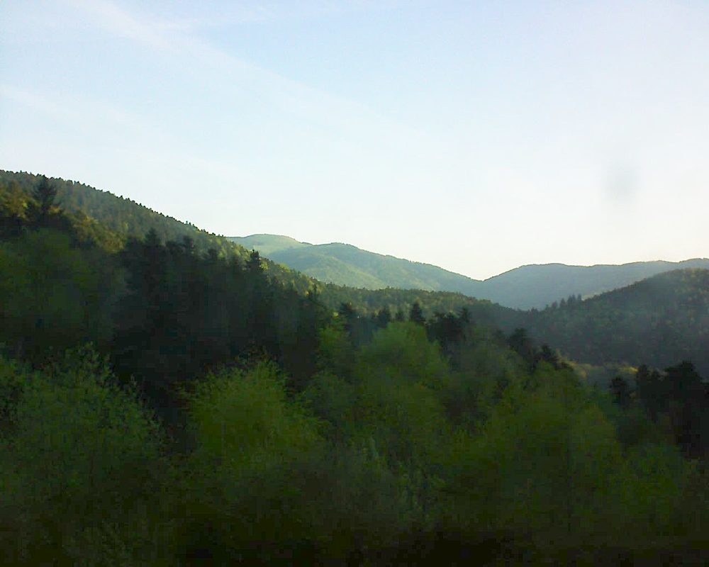 Le petit ballon vu depuis le Domaine Langmatt à Murbach le 22.04.2018 à 07:30 Le petit ballon (Alsace, Vosges) le 22.04.2018 à 07:30