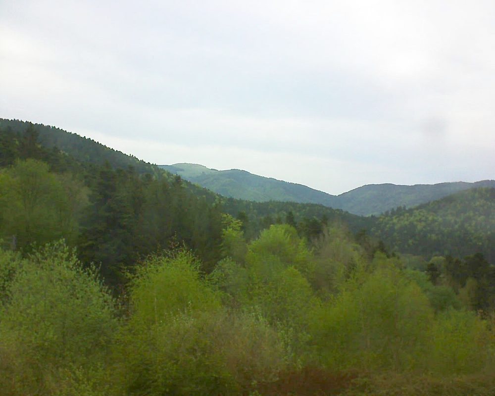 Le petit ballon vu depuis le Domaine Langmatt à Murbach le 22.04.2018 à 19:15 Le petit ballon (Alsace, Vosges) le 22.04.2018 à 19:15