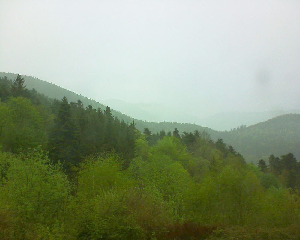 Le petit ballon vu depuis le Domaine Langmatt à Murbach le 23.04.2018 à 13:30 Le petit ballon (Alsace, Vosges) le 23.04.2018 à 13:30