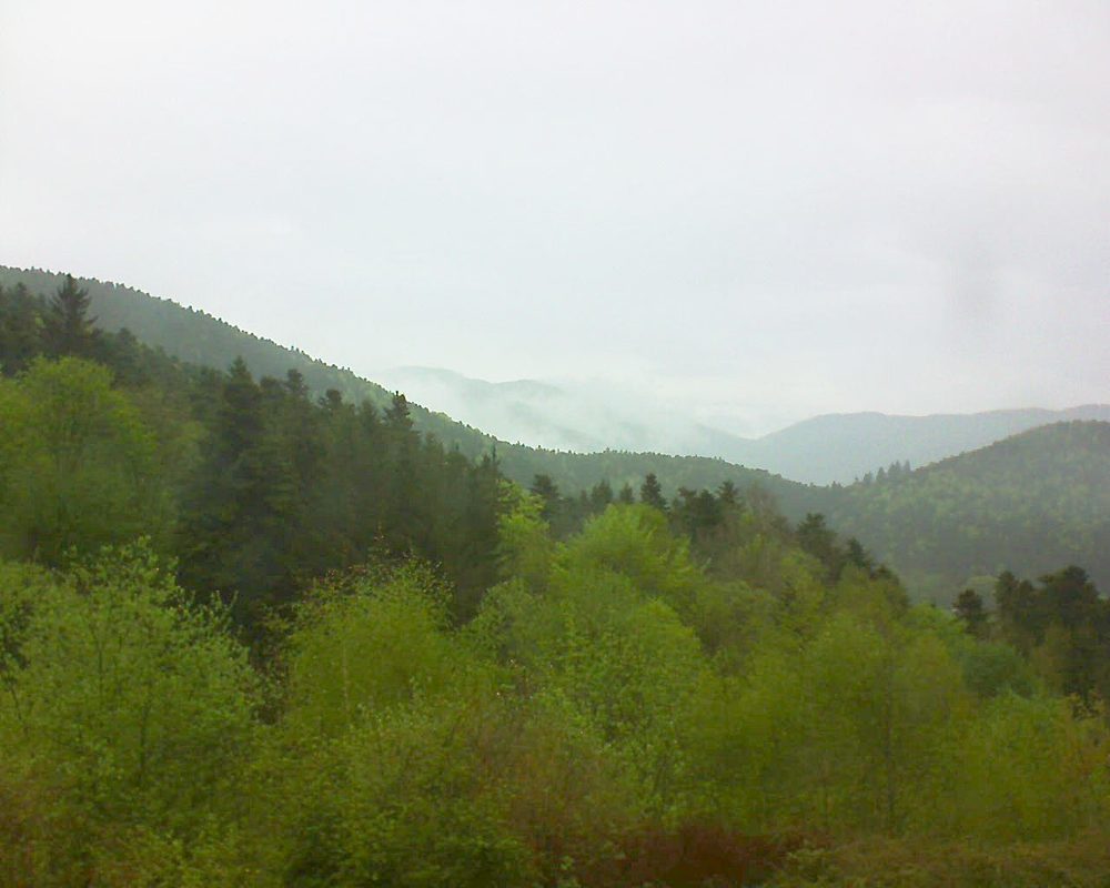 Le petit ballon vu depuis le Domaine Langmatt à Murbach le 23.04.2018 à 14:15 Le petit ballon (Alsace, Vosges) le 23.04.2018 à 14:15