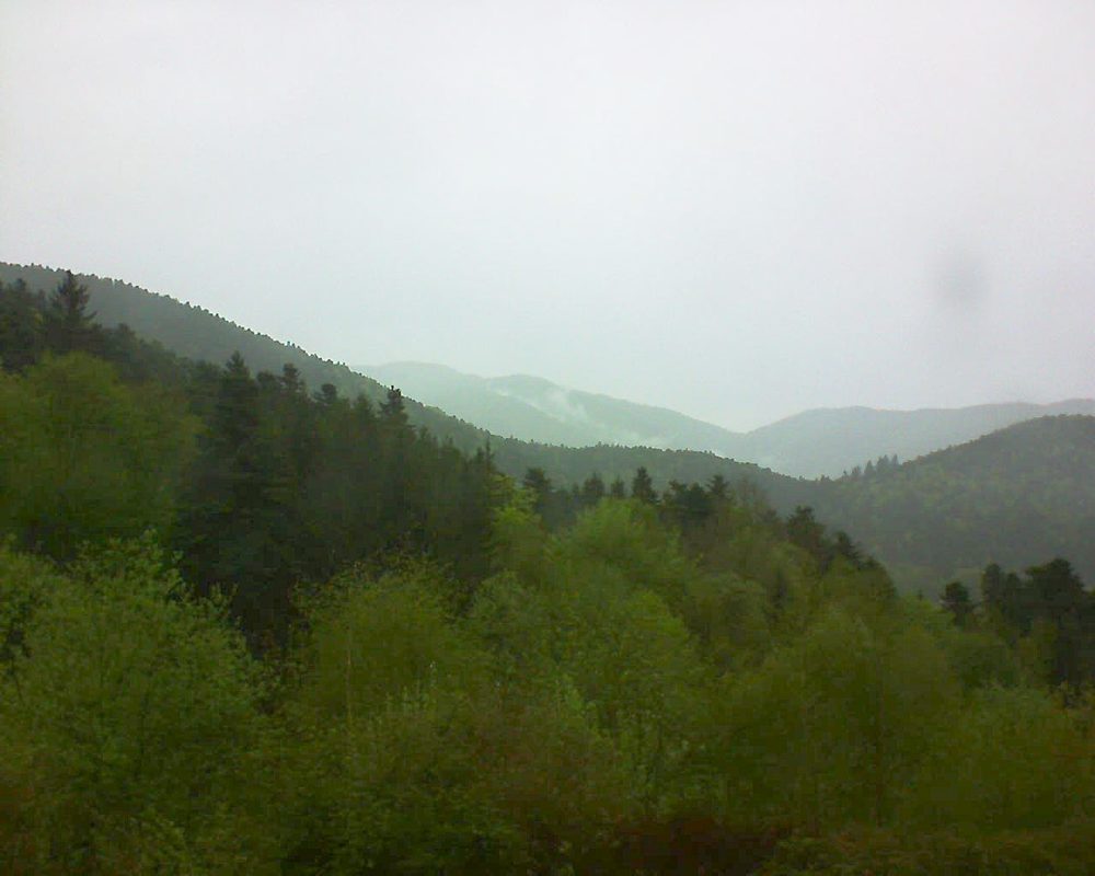 Le petit ballon vu depuis le Domaine Langmatt à Murbach le 23.04.2018 à 16:45 Le petit ballon (Alsace, Vosges) le 23.04.2018 à 16:45