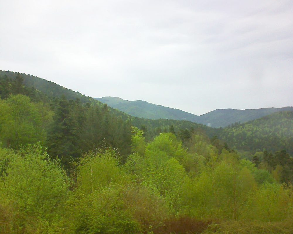 Le petit ballon vu depuis le Domaine Langmatt à Murbach le 23.04.2018 à 17:15 Le petit ballon (Alsace, Vosges) le 23.04.2018 à 17:15