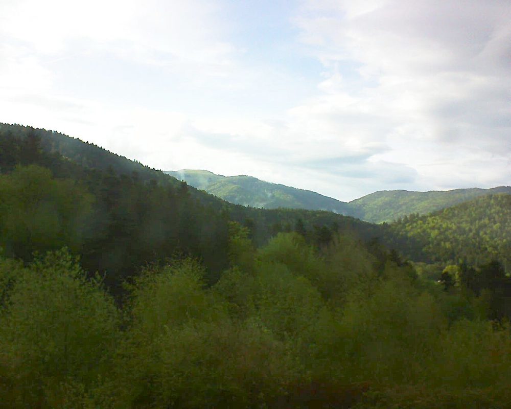 Le petit ballon vu depuis le Domaine Langmatt à Murbach le 23.04.2018 à 18:45 Le petit ballon (Alsace, Vosges) le 23.04.2018 à 18:45