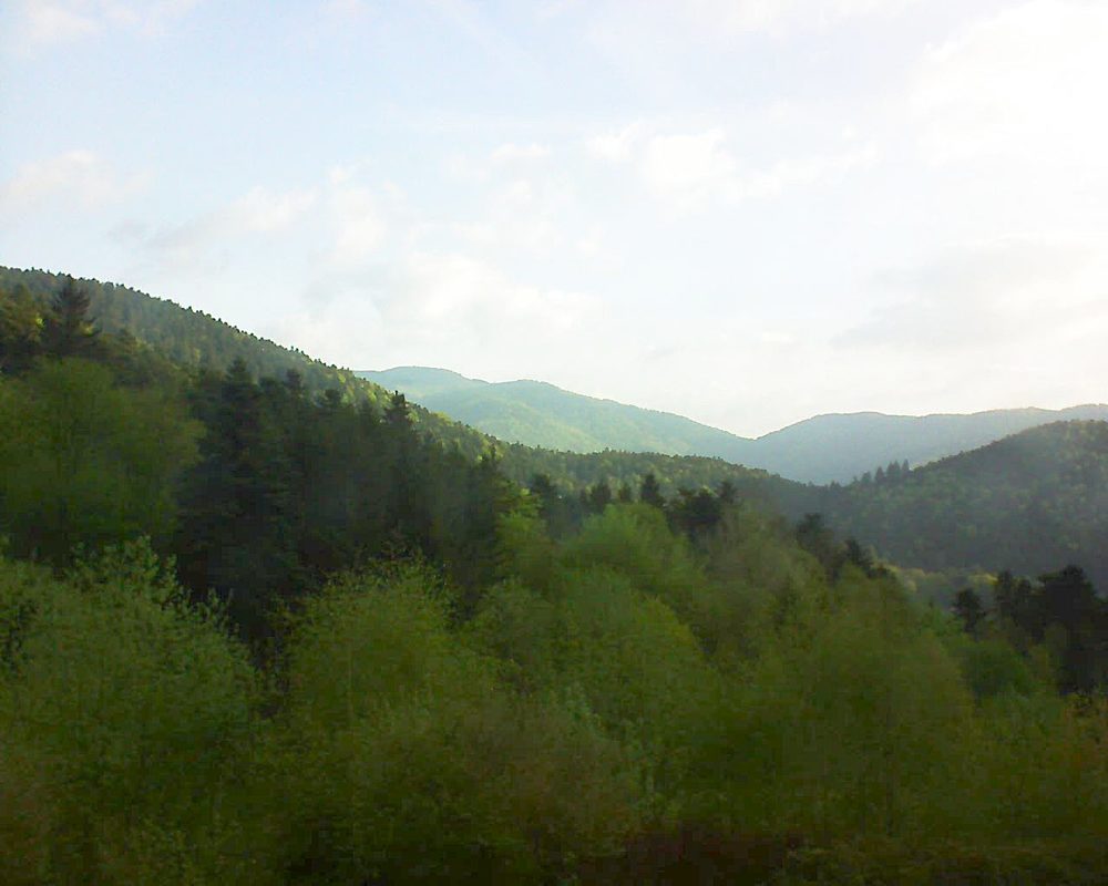 Le petit ballon vu depuis le Domaine Langmatt à Murbach le 24.04.2018 à 07:30 Le petit ballon (Alsace, Vosges) le 24.04.2018 à 07:30