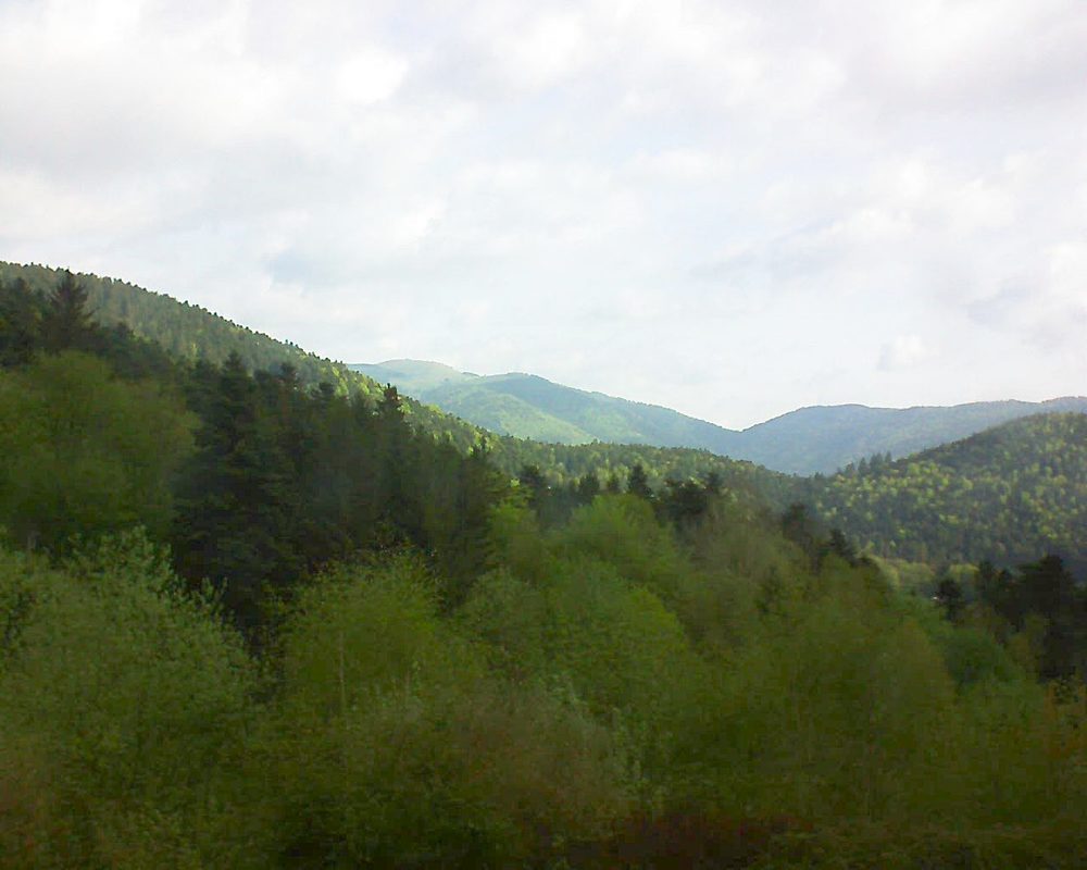 Le petit ballon vu depuis le Domaine Langmatt à Murbach le 24.04.2018 à 09:00 Le petit ballon (Alsace, Vosges) le 24.04.2018 à 09:00