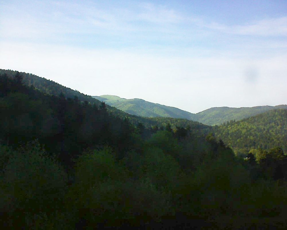 Le petit ballon vu depuis le Domaine Langmatt à Murbach le 24.04.2018 à 18:15 Le petit ballon (Alsace, Vosges) le 24.04.2018 à 18:15