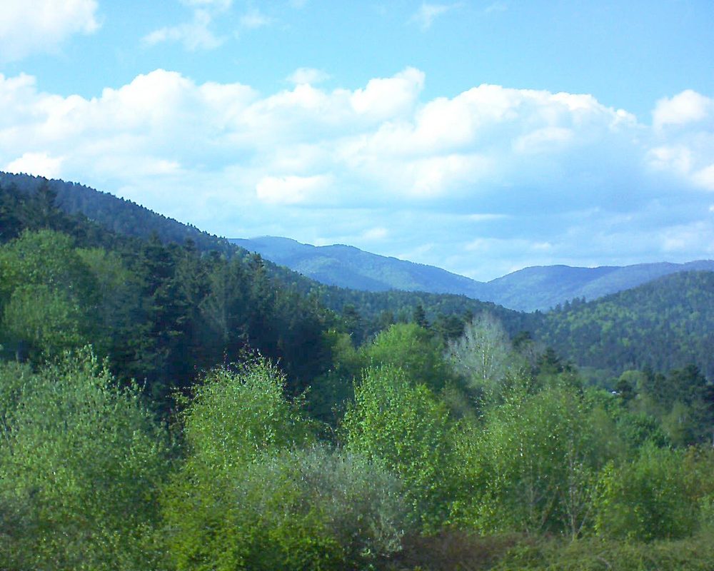 Le petit ballon vu depuis le Domaine Langmatt à Murbach le 25.04.2018 à 17:00 Le petit ballon (Alsace, Vosges) le 25.04.2018 à 17:00