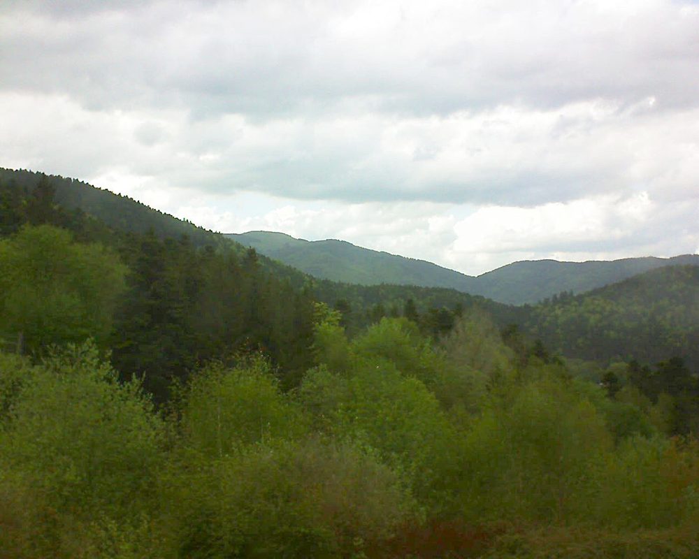 Le petit ballon vu depuis le Domaine Langmatt à Murbach le 25.04.2018 à 17:30 Le petit ballon (Alsace, Vosges) le 25.04.2018 à 17:30