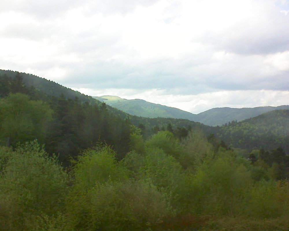 Le petit ballon vu depuis le Domaine Langmatt à Murbach le 25.04.2018 à 18:00 Le petit ballon (Alsace, Vosges) le 25.04.2018 à 18:00