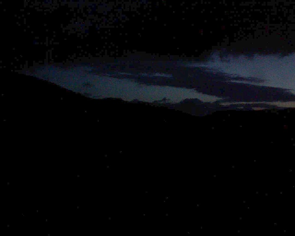 Le petit ballon vu depuis le Domaine Langmatt à Murbach le 26.04.2018 à 05:45 Le petit ballon (Alsace, Vosges) le 26.04.2018 à 05:45