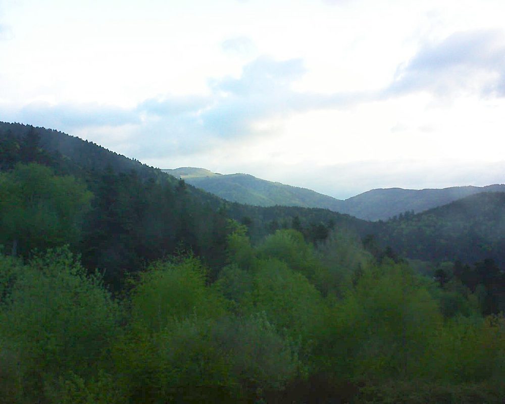 Le petit ballon vu depuis le Domaine Langmatt à Murbach le 26.04.2018 à 07:00 Le petit ballon (Alsace, Vosges) le 26.04.2018 à 07:00