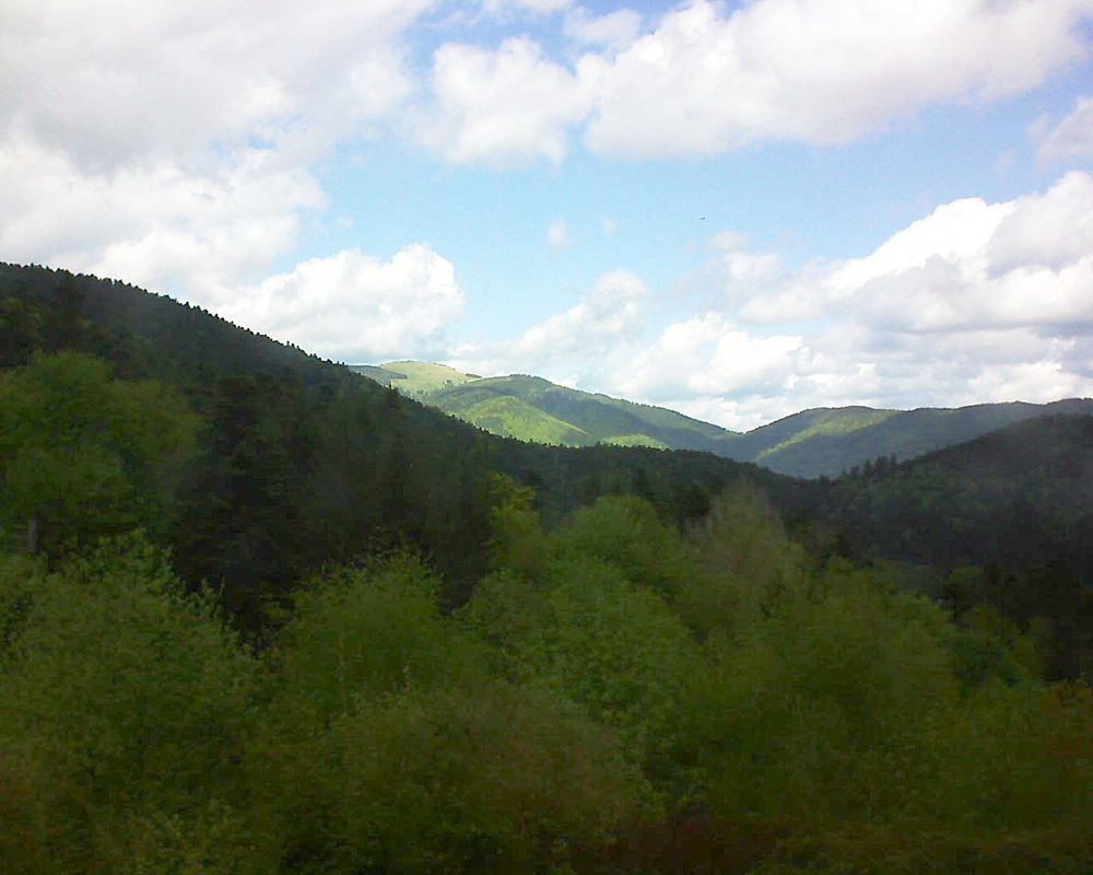 Le petit ballon vu depuis le Domaine Langmatt à Murbach le 26.04.2018 à 13:00 Le petit ballon (Alsace, Vosges) le 26.04.2018 à 13:00